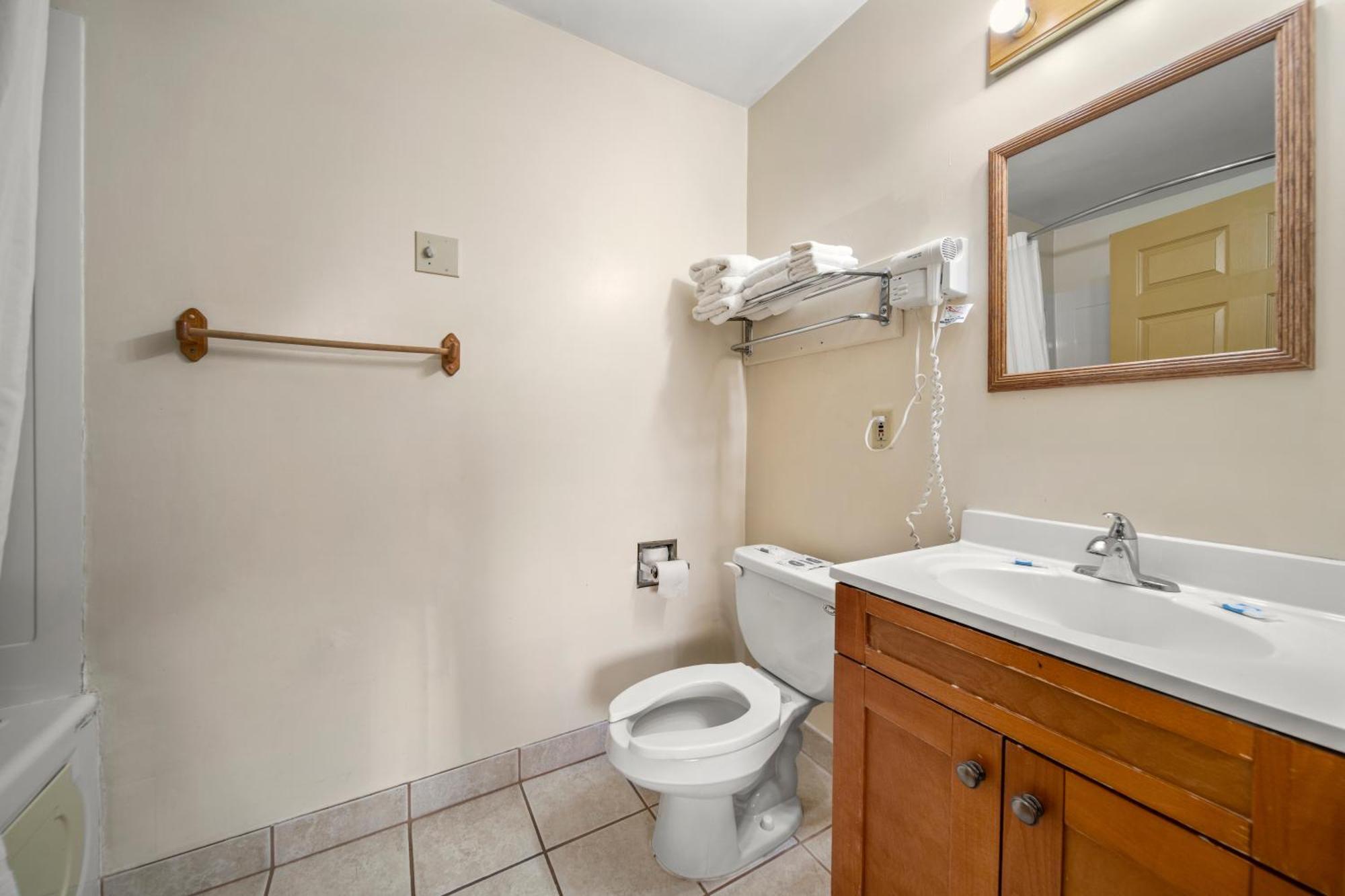 Thumb Heritage Inn Sandusky Zimmer foto
